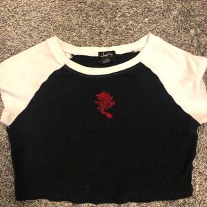 Justify dragon shirt size large
